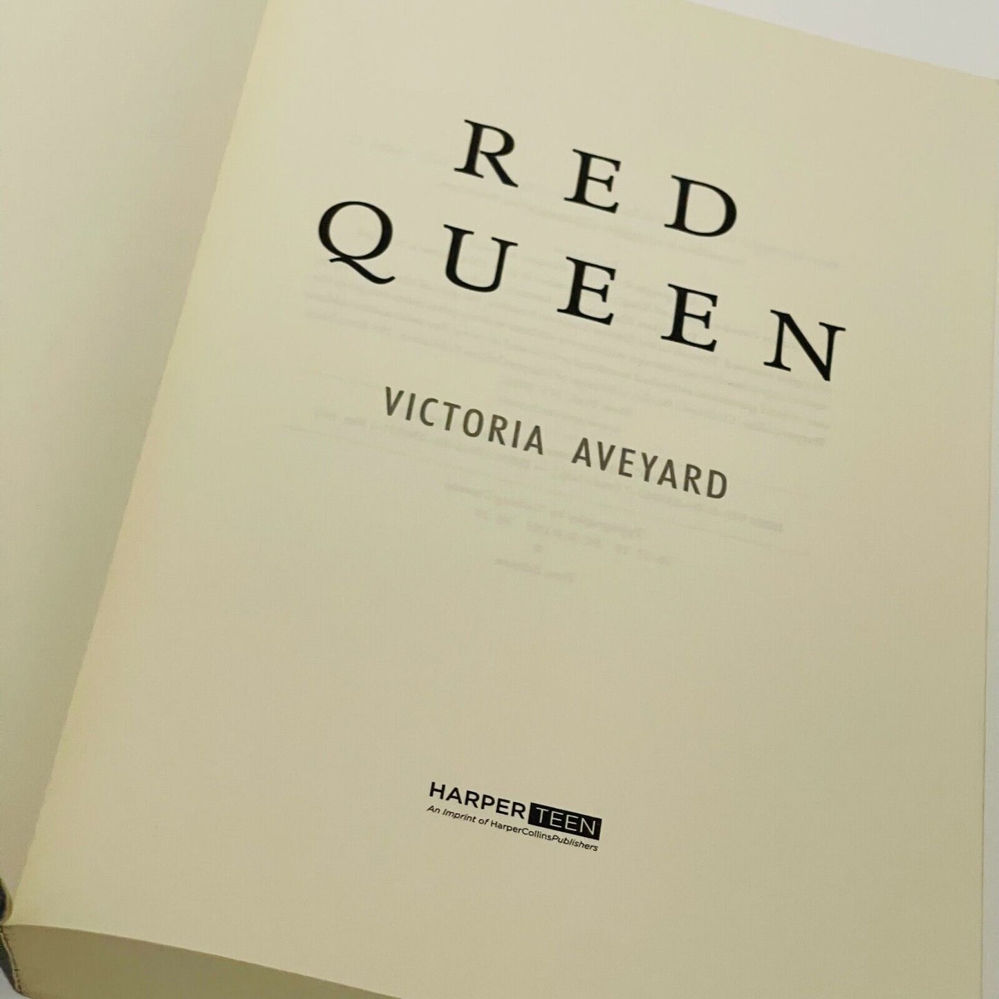 Victoria Aveyard Bundle