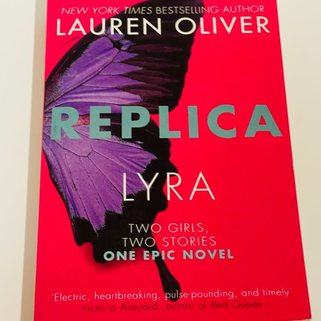 Replica: Gemma /Lyra Vol 1