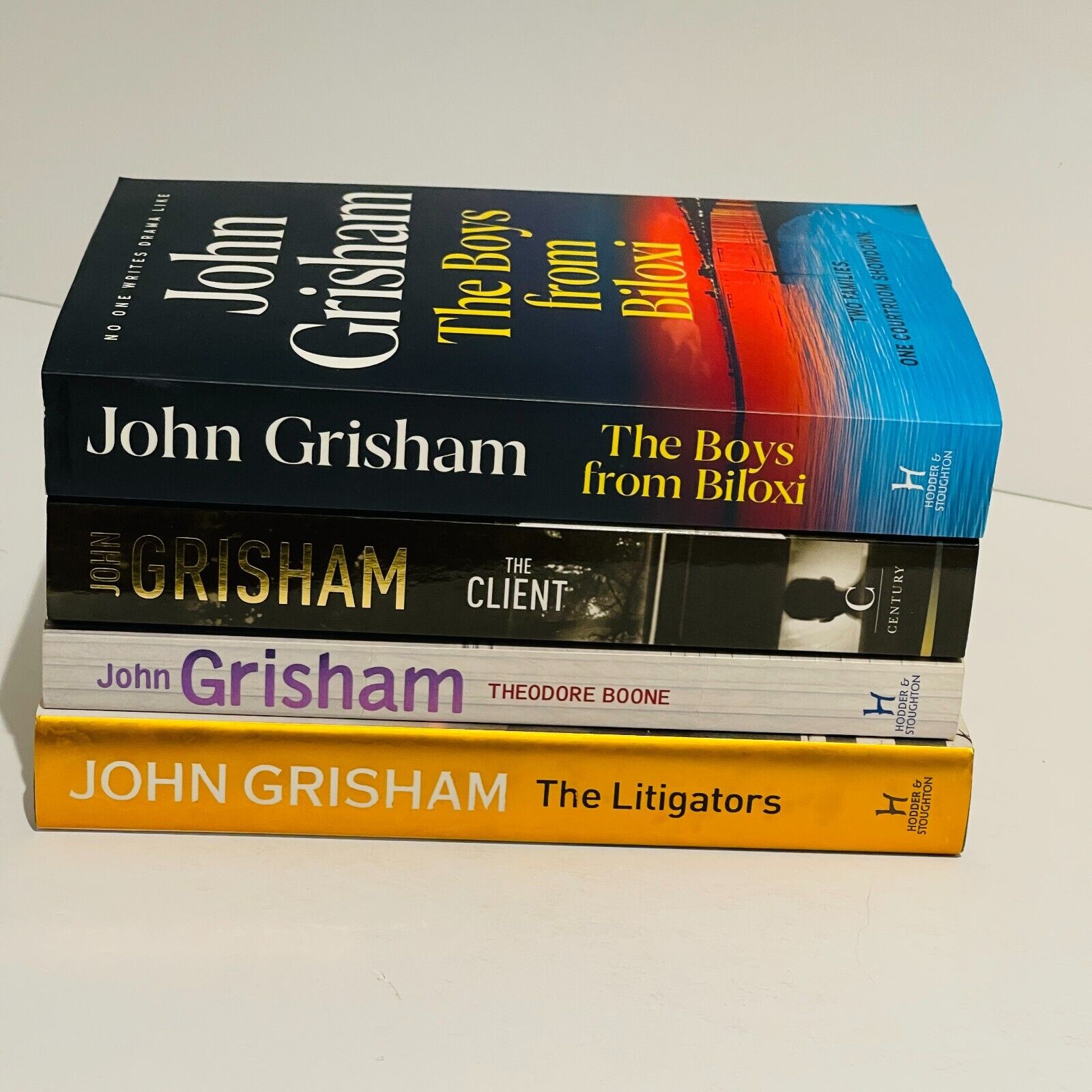 John Grisham Legal Fiction Bundle - Miss Holley Emma's Bookroom