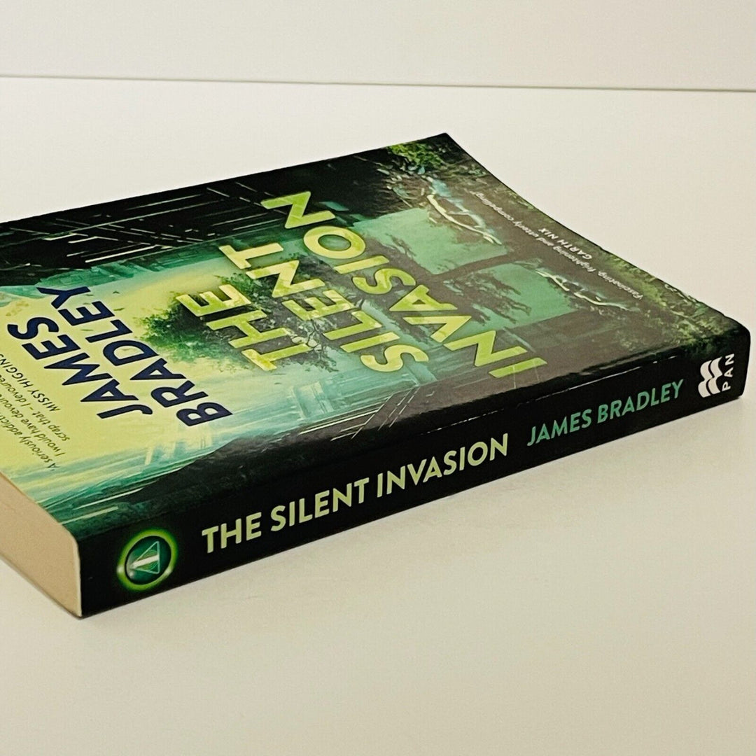 The Silent Invasion: The Change Triology 1 - Miss Holley Emma's Bookroom