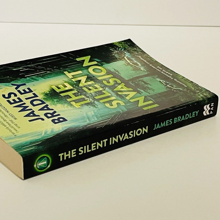 The Silent Invasion: The Change Triology 1 - Miss Holley Emma's Bookroom