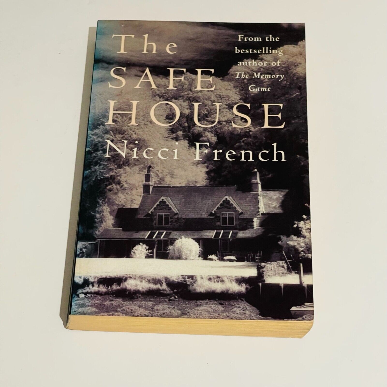 The Safe House - Miss Holley Emma's Bookroom