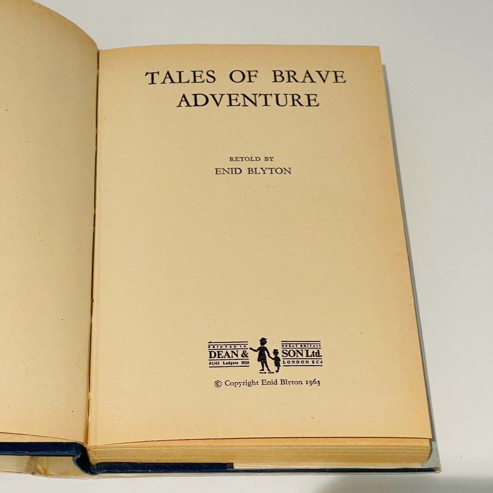 Tales of Brave Adventure - Miss Holley Emma's Bookroom