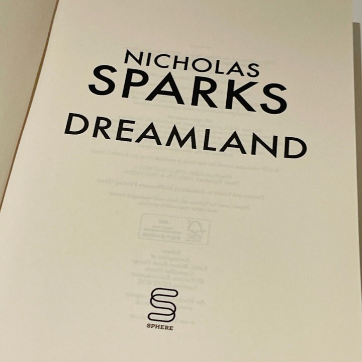 Dreamland • Nicholas Sparks