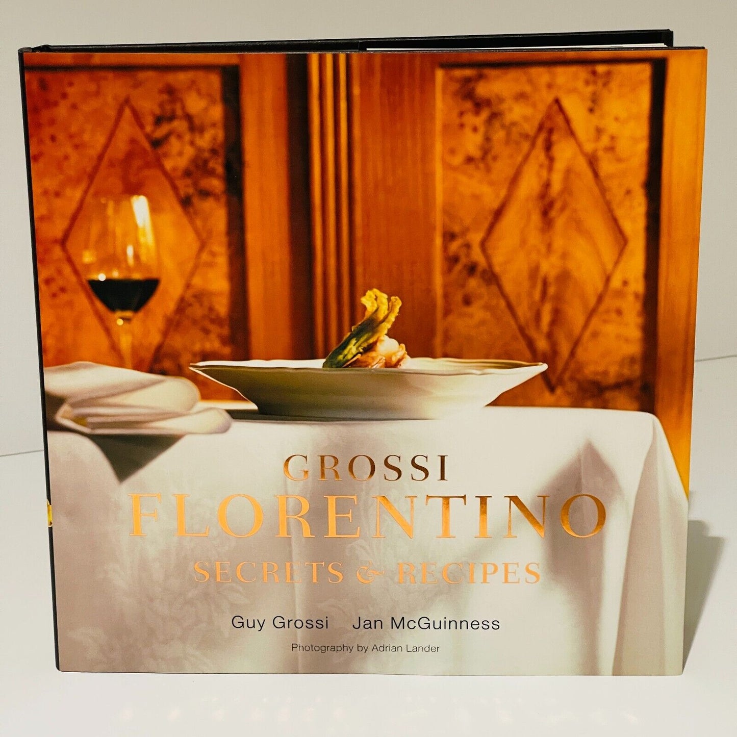 front cover hardcover cookbook.  Grossi Florentino.  Guy Grossi.