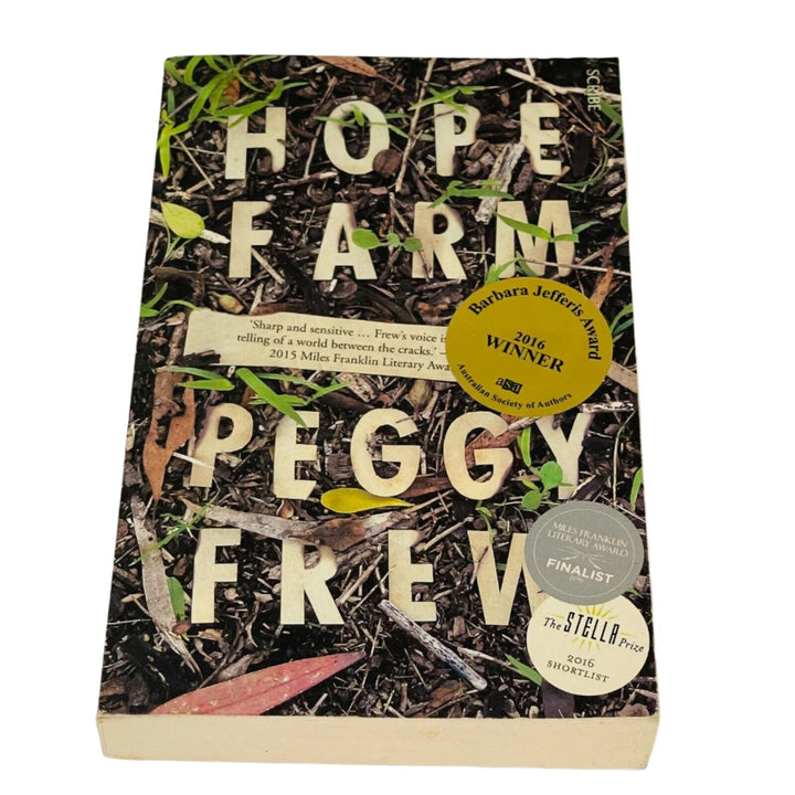 Hope Farm by Peggy Frew. Front cover paperback book